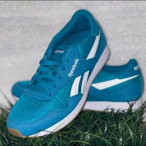 COPY - Reebok women’s size 8